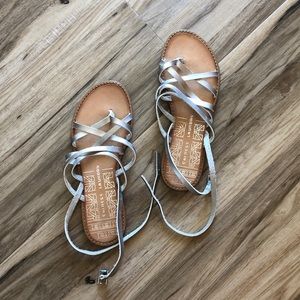 Chinese Laundry Silver Sandals